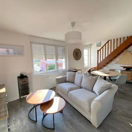 La Capitainerie Beau Duplex Face Port De Plaisance