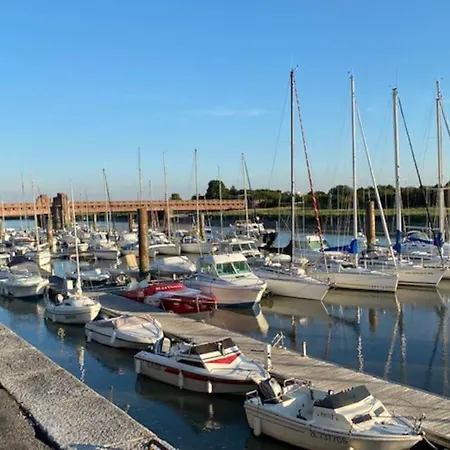 La Capitainerie Beau Duplex Face Port De Plaisance *