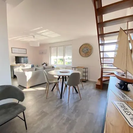 La Capitainerie Beau Duplex Face Port De Plaisance *
